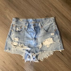 Levi’s distressed shorts 501